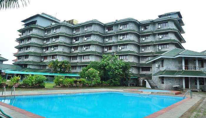 Hotels, Thalassery