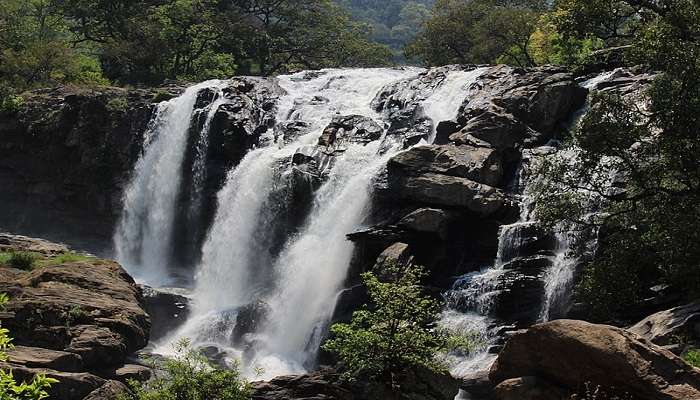 Thoovanam Waterfalls should be your next stop as they provide a cool embrace of nature