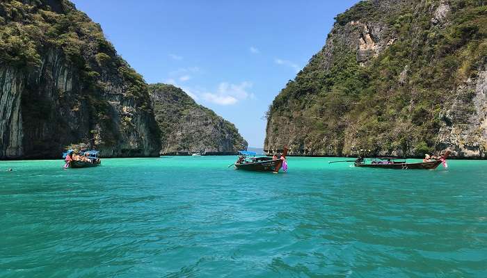 Explore the Phi Phi Islands, which have breathtaking limestone cliffs, glittering seas, and gorgeous beaches.