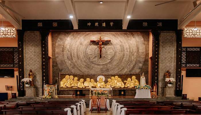 Meditate, pray, and seek solitude at St Mary’s Basilica which is extremely serene.