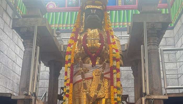 The Bedi Hanuman Temple has historical and religious significance