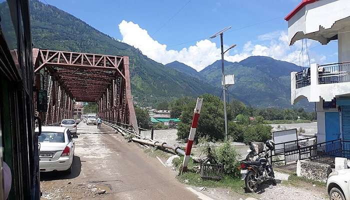 A view of Bhuntar bridge on Beas and Parvati river at Bhuntar, Himachal Pradesh