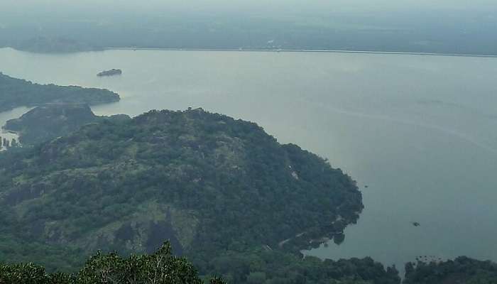 Aliyar Dam and Reservoir Park