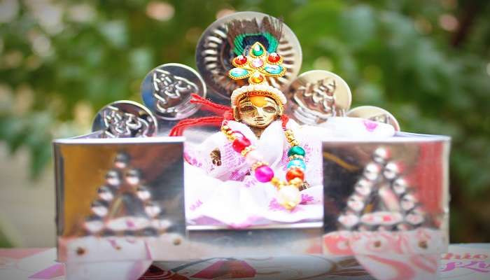 Holy place, Gopal Mandir, Ujjain