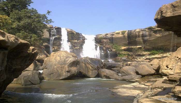 Amruthadhara Falls, is one of the serene places to visit in Maredumilli.