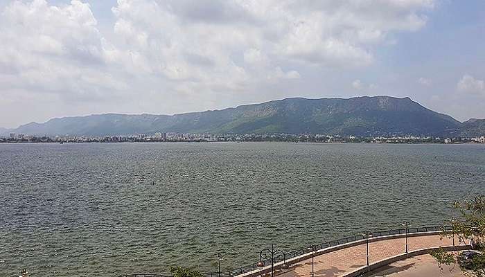Ana Sagar Lake is an artificial lake in Ajmer.