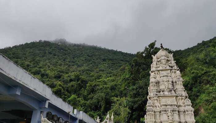 Anubhavi Subramaniar Temple near the Ramar temple.
