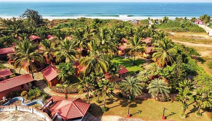 Stay at the Beira Mar, a top hotels near Benaulim Beach.