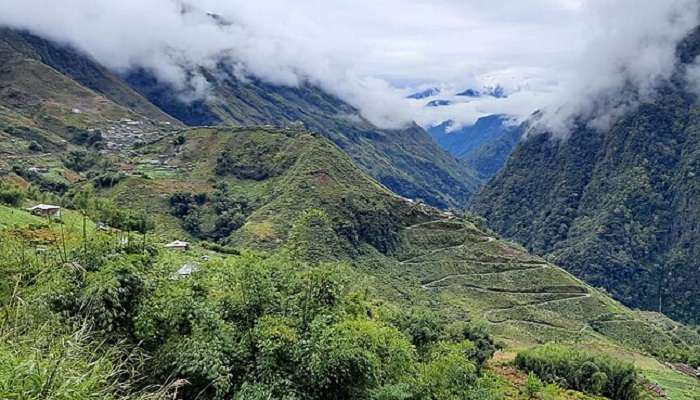 Arunachal Pradesh’s Natural Beauty to visit the Madhuri lake.