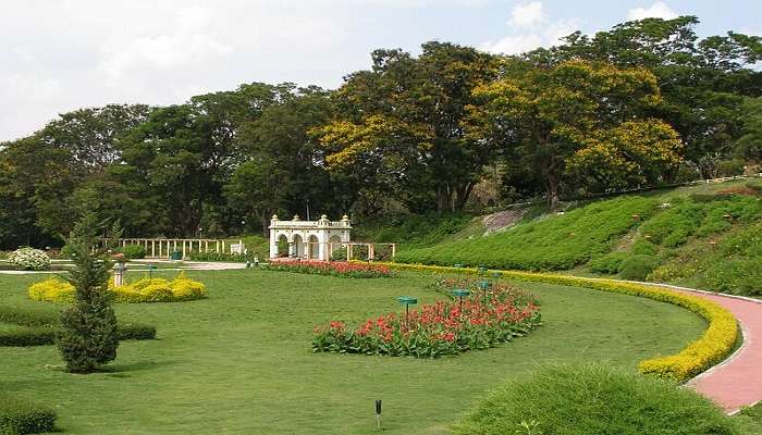  Brindavan Gardens, a scenic attraction near Guntur.