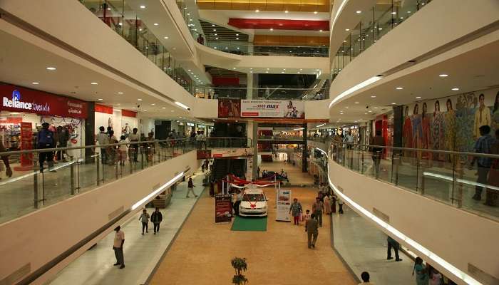 Inside view of Brookefields Mall