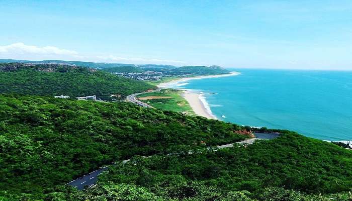 Dolphin’s Nose Vizag giving a mesmerising view.