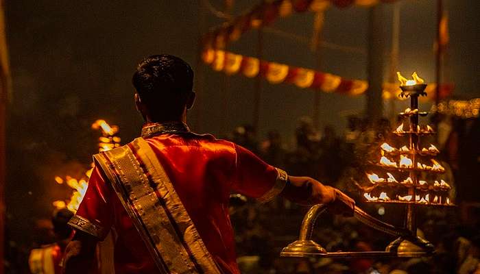 Start Nigtlife in Rishikesh by witnessing Evening Ganga Aarti at Triveni Ghat