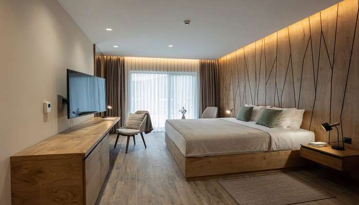 Hotels in Hang Dong offers comfort and convenience at We house