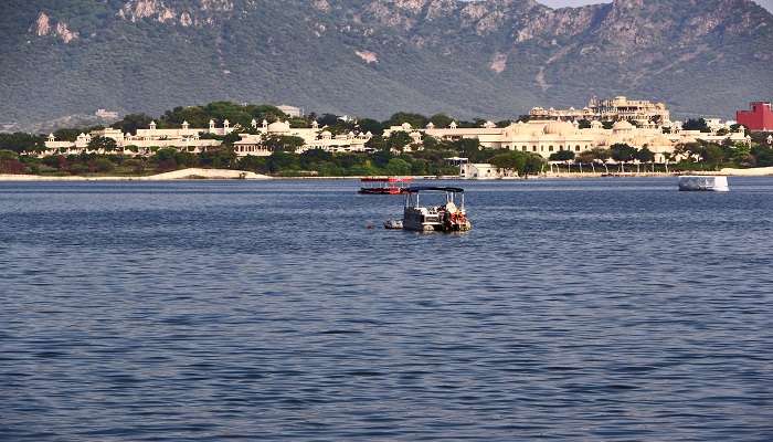 Get an up-close view of the spectacular Lake Udaipur by boating