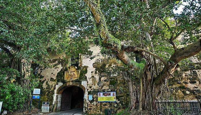 Old gate of Fort Sri Lanka.
