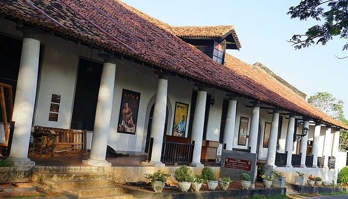 Galle National Museum is a must-see attraction near the Galle Dutch Fort.