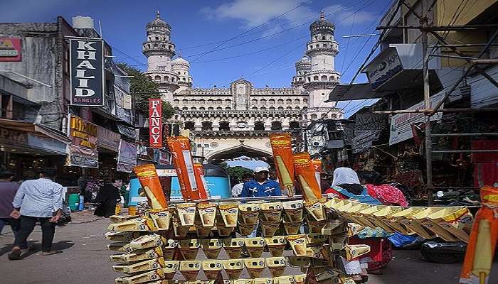 One of the many charms of Charminar and its surrounding market is the affordable finds.