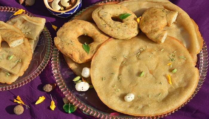 The Babru Bhalla is a traditional local snack found across the top restaurants in mall road Manali.