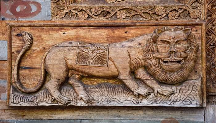 Wood carvings inside the Jagannathi Temple 