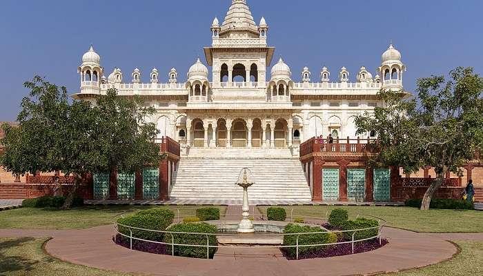 A beautiful marble memorial, built to honor the memory of Maharaja Jaswant Singh II of Jodhpur.