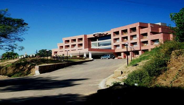 Hotel Le Mariet, one of the premium hotels in Nalagarh. 