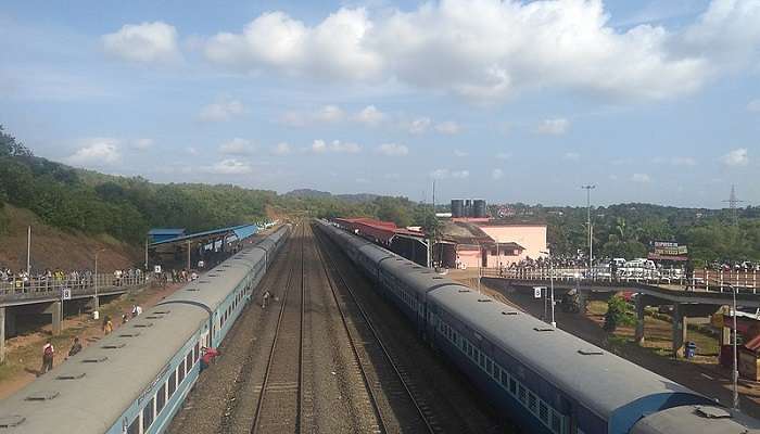 Thivim Railway Station is the nearest railway station 