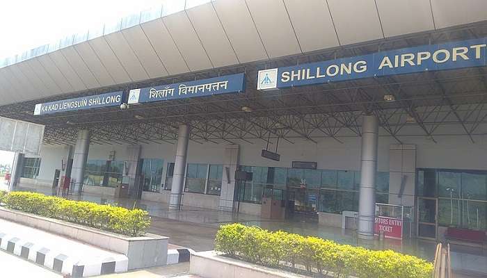 The nearest Airport to Shillong is Umroi Airport 