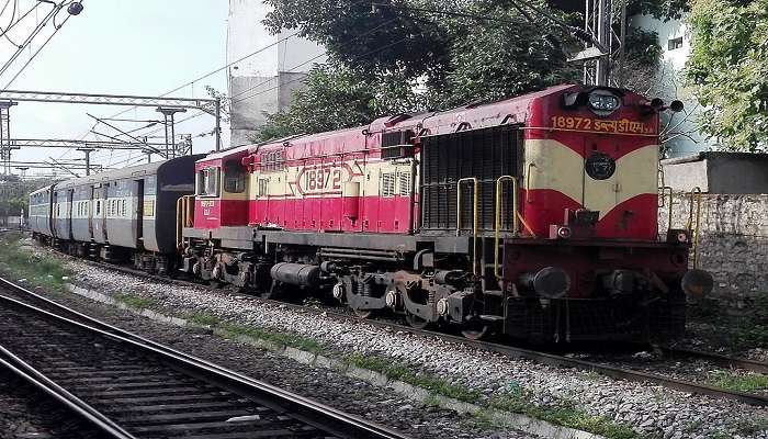 Best Way to reach Hyderabad by train.