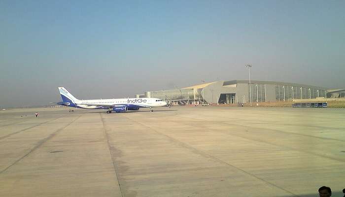 Jaipur International Airport is the nearest airport to Padam Talao