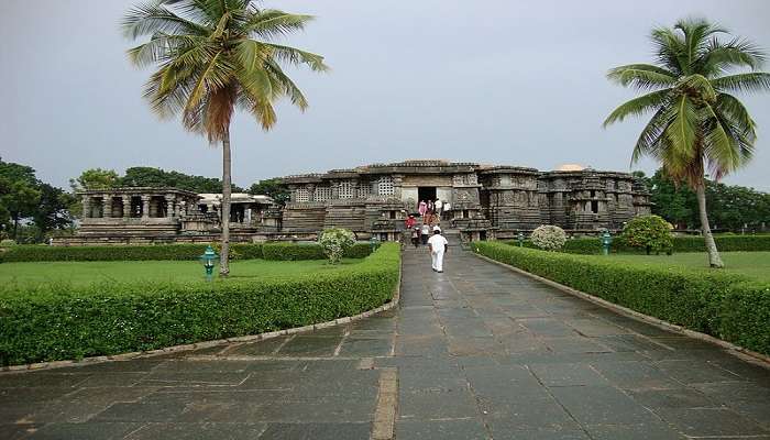 Hoysaleshwara Temple is one of the best places to visit in Halebidu