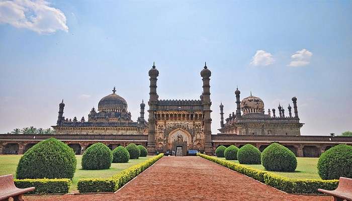 Don’t forget to visit the beautiful Ibrahim Rauza when in Bijapur.