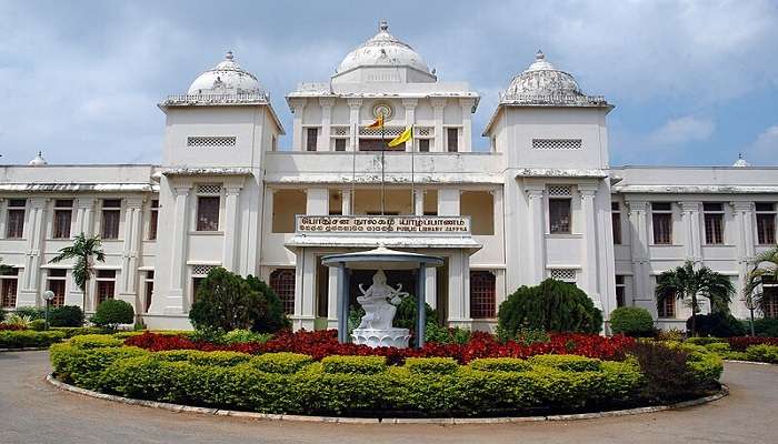 Jaffna Public Library near restaurants in Jaffna