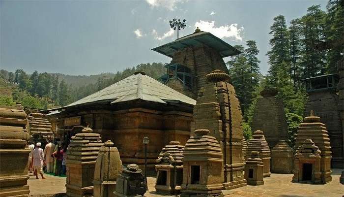 Jageshwar allows the visitors to become the discoverers and see the ancient wonders that are the region's main sights.