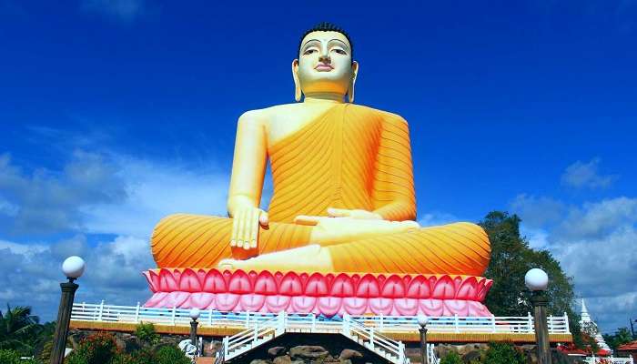  Giant sitting Buddha statue at Kande Vihara Temple