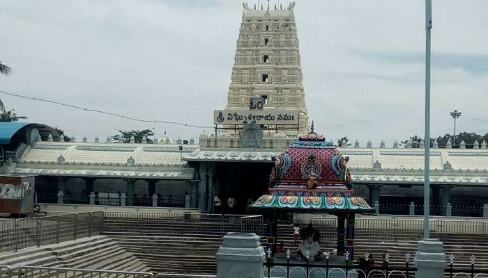 Behold the divine at Kanipakam Vinayaka Temple – get ready for your visit!