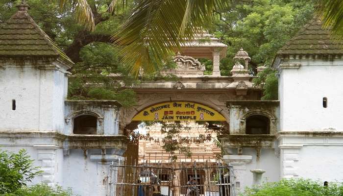 Know the important informations about Kolanupaka Jain Temple