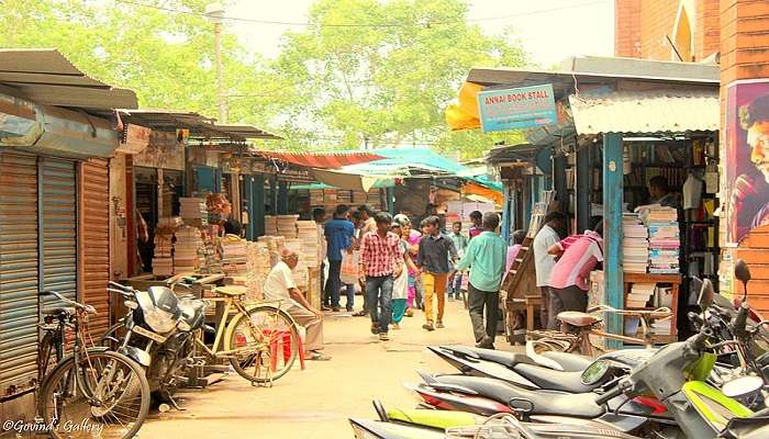 Local market scenes, Chennai