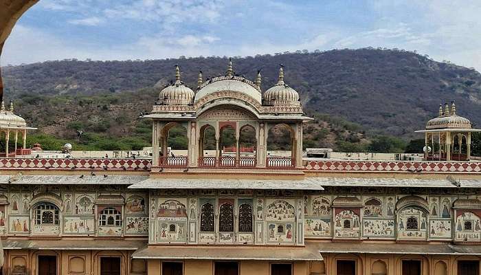Front view of the Sisodia Rani Garden Jaipur