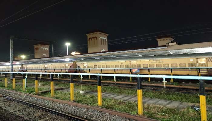 Kozhikode Railway Station, Kerala, to reach Maha Vishnu Temple.