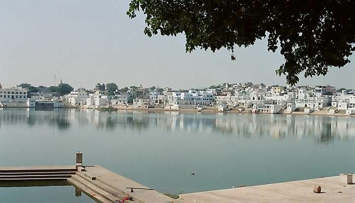 Uncover the mesmerizing beauty at the Ghats of the beautiful Pushkar Lake
