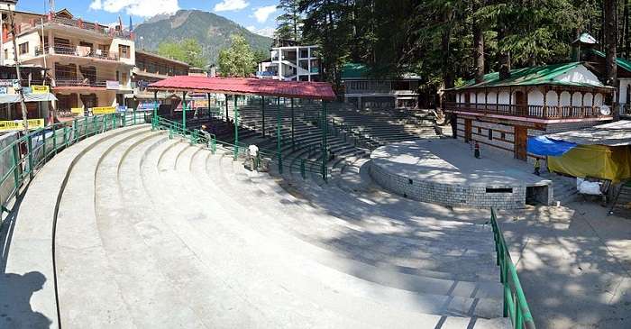 Manoli Rode Manali Mall Road Offers Picturesque Views Of Himachal In 2026