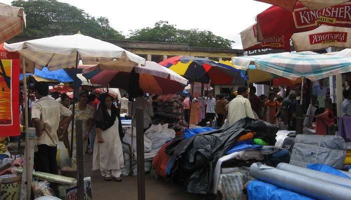 Faire le shopping en Mapusa-Market