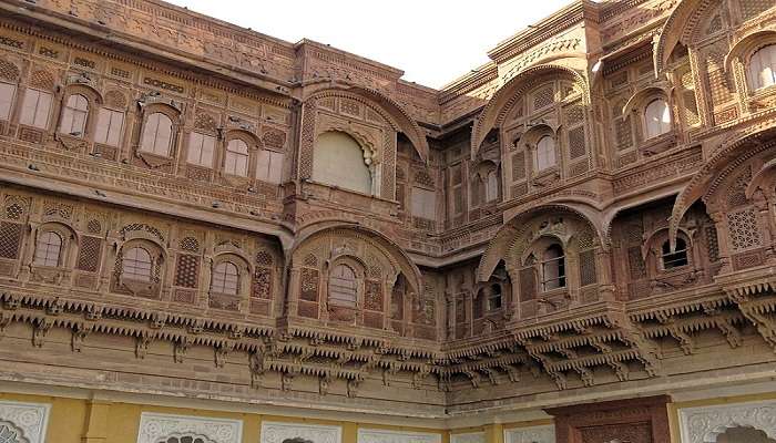 While visiting Kaylana Lake Jodhpur, do not forget to visit the Mehrangarh Fort for a great adventure