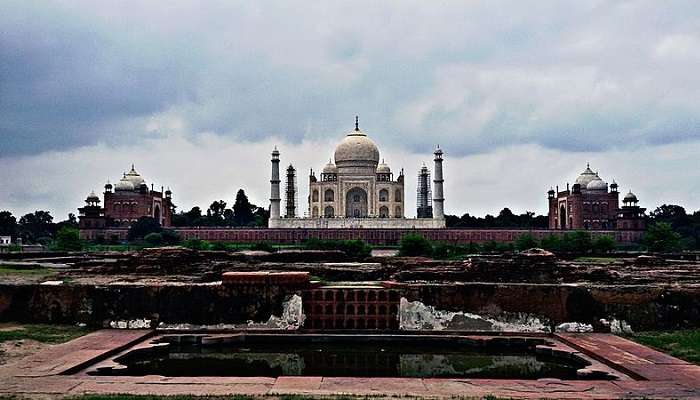 View of Taj Mahal from Mehtab Babgh