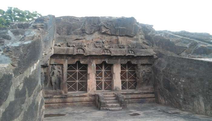 Mogalrajapuram Caves, A Famous Tourist Spot Near Hinkar Tirtha