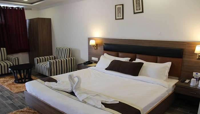 Naddi Hill Resort is a 4-star resort to provides premium quality cottages with basic facilities