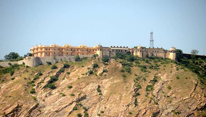 Roof terrace of Nahargarh Fort