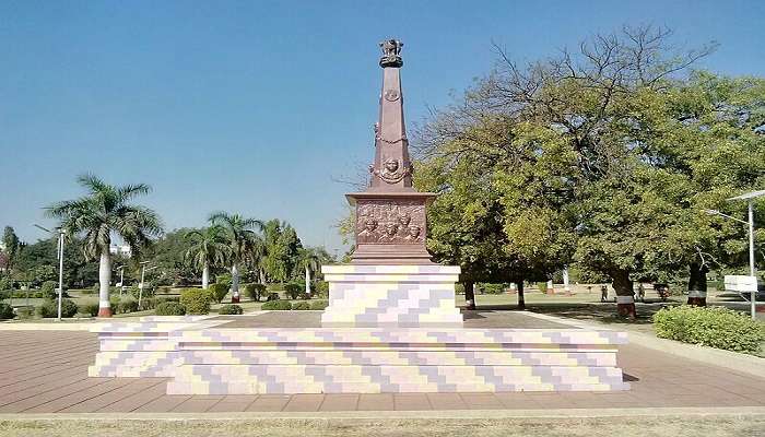  Freedom Fighter's Park with lush greenery and statues in Mysore