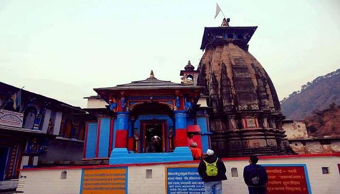 An image of the Omkareshwar Temple in Uttarakhand 